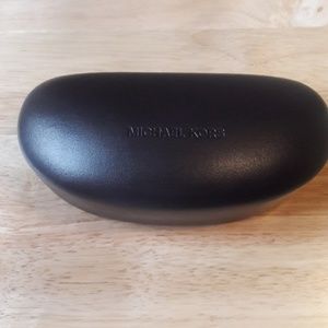 Like New Michael Kors Leather Sunglass Case 🕶